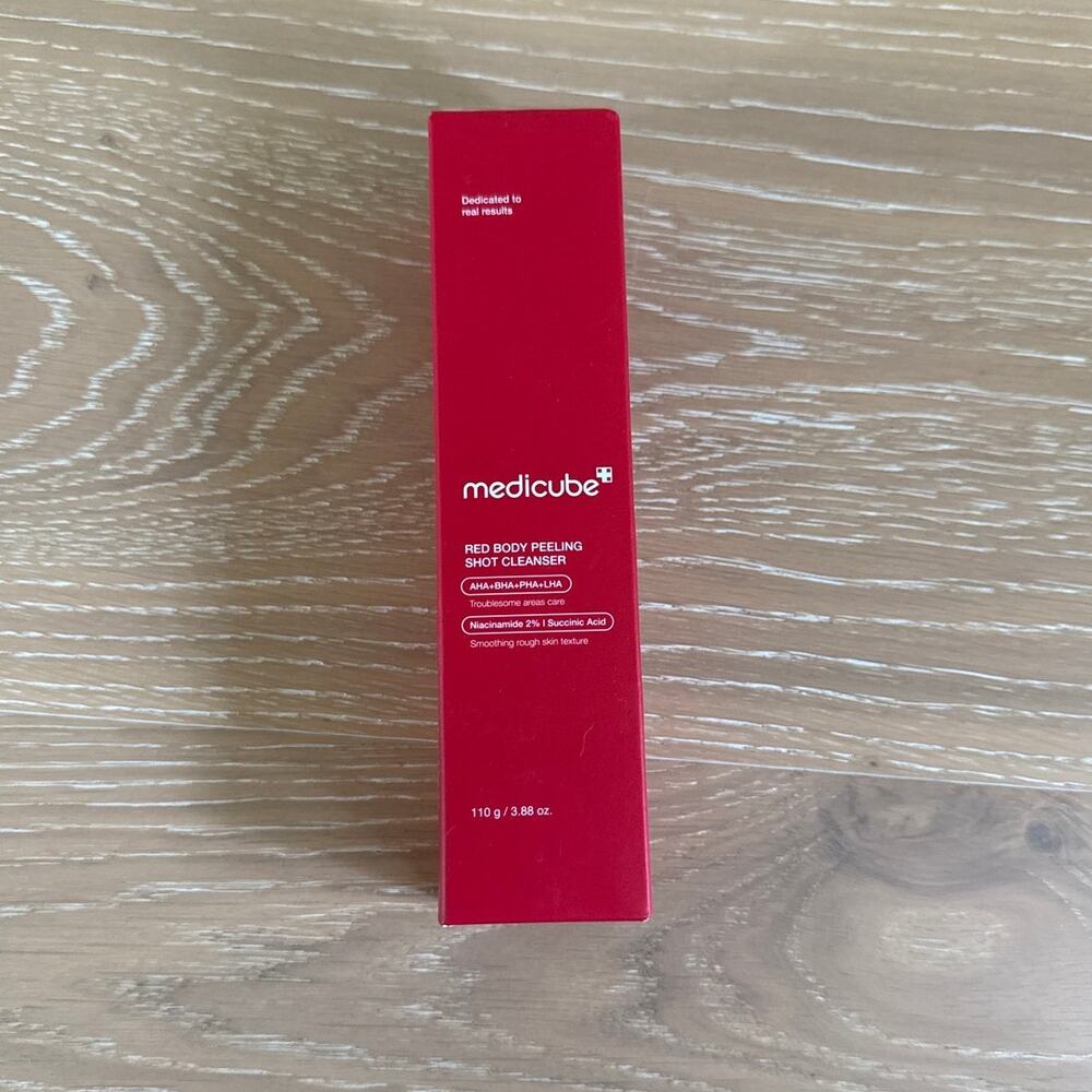 Medicube Red Body Peeling Shot Cleanser